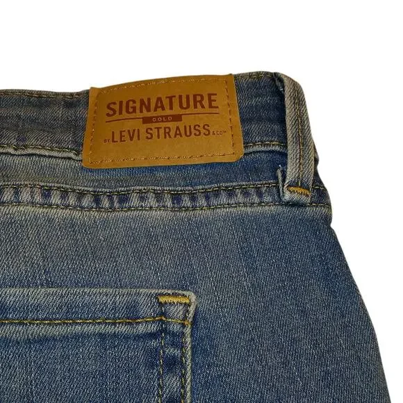 LEVI STRAUSS SIGNATURE Women's Blue Mid-Rise Cuffed Hem Capris - Size: 20 - Picture 5 of 7